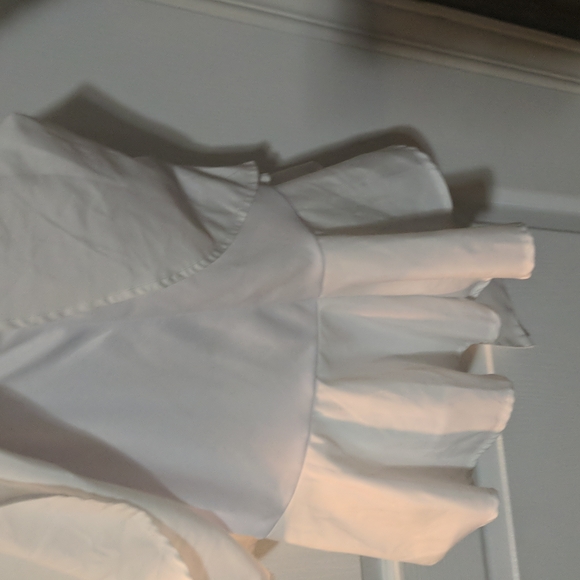2/$35✨ Forever 21 white spaghetti strap romper, size medium, tie back - Picture 7 of 7